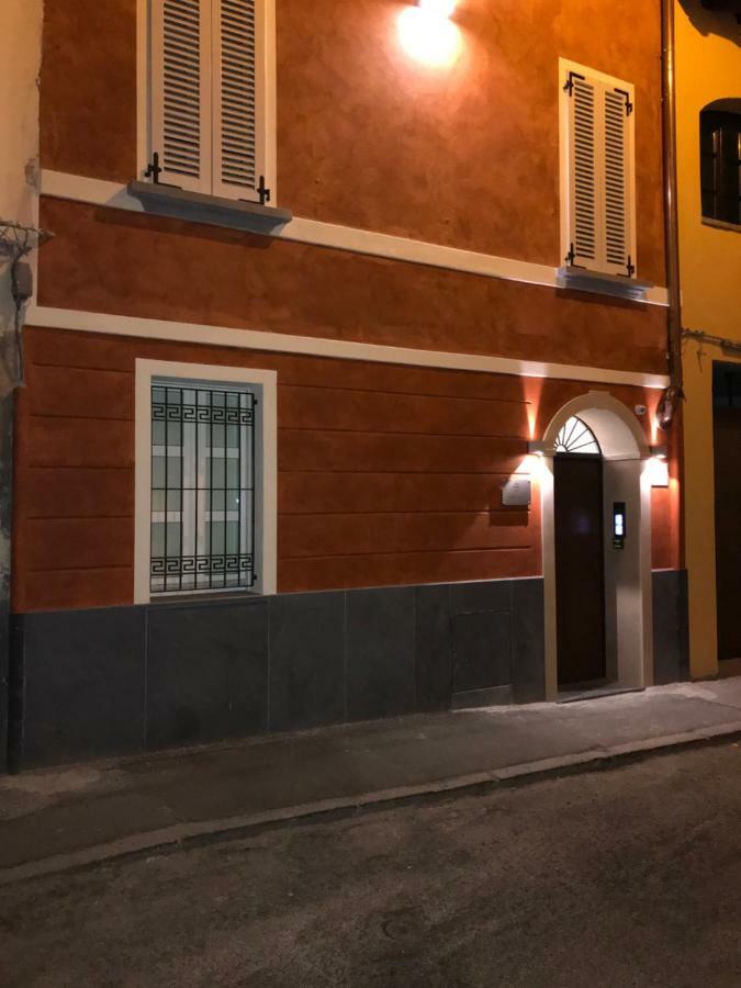 Palazzo Domanto Apartments Парма Экстерьер фото